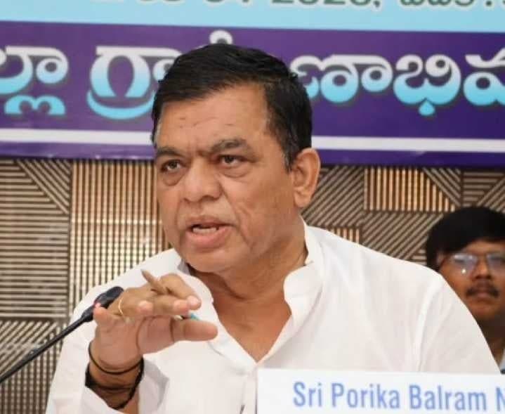 మహబూబాబాద్‌ ఎంపీకి రాష్ట్రంలో రెండో స్థానం - Udayam