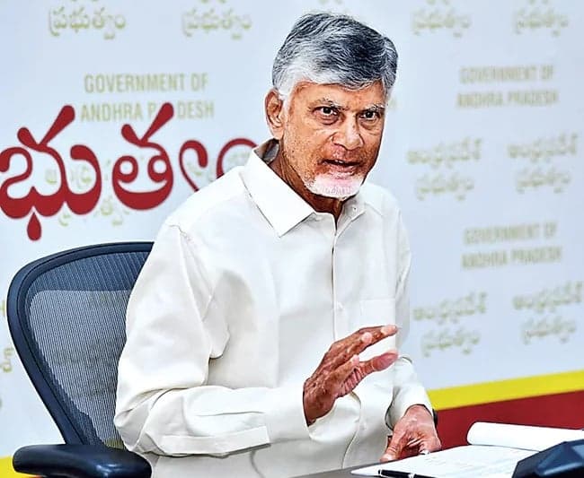అమరావతి పనుల్లో వేగం పెంచాలి.. నెలకు రూ.2 వేల కోట్ల టార్గెట్