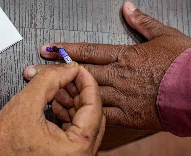 టంగుటూరు సర్పంచ్ రిజర్వేషన్ల ప్రకటన - Udayam