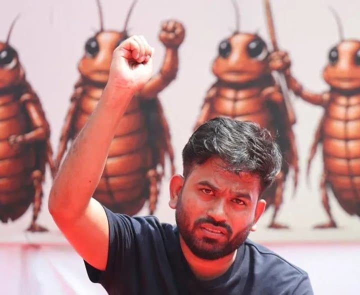 ఎఫ్‌ఐఆర్ల రద్దుకు భారీ ర్యాలీ