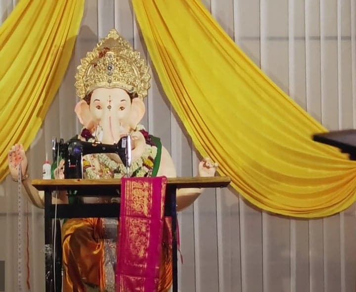 కుట్టు మిషన్‌తో గణనాథుడు