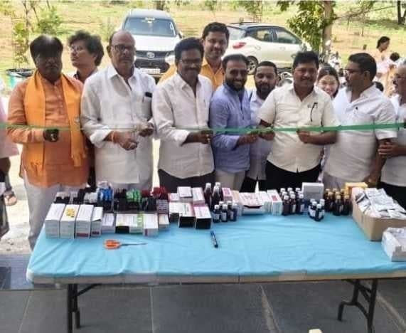 పామూరులో ఉచిత వైద్య శిబిరం - Udayam