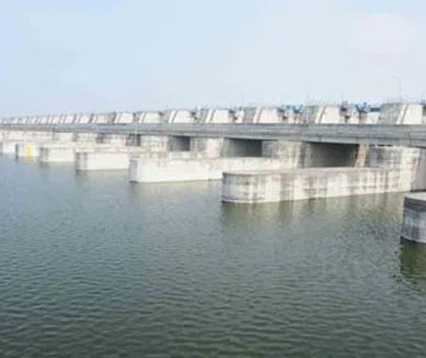 మేడిగడ్డకు పోటెత్తిన వరద