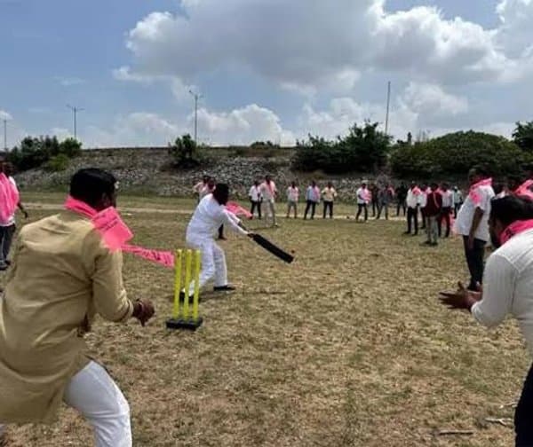 ఎల్ఎండీలో భారాస వినూత్న నిరసన