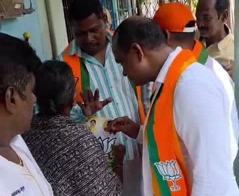 గెలిస్తే ‘డయల్ యువర్ కార్పొరేటర్’: అప్పారావు - Udayam