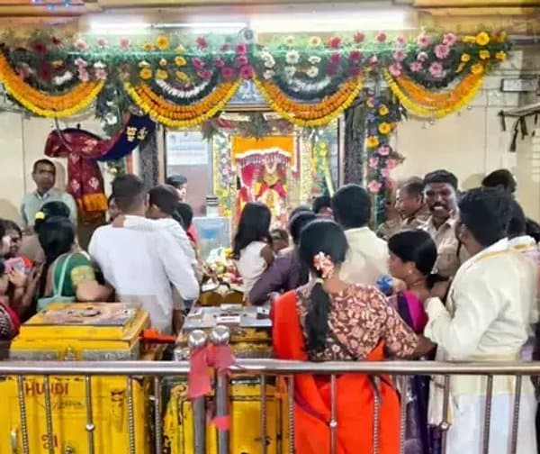 భక్తిశ్రద్ధలతో బాసర బాలాలయ ప్రారంభం