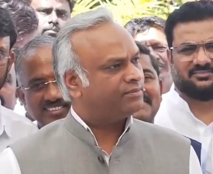 ధరల పెరుగుదలకు మోదీనే కారణం: ప్రియాంక్ ఖర్గే