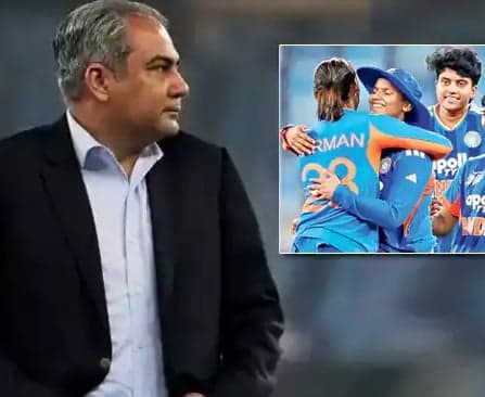 నఖ్వీ చేతుల మీదుగా ఆసియా కప్ ట్రోఫీ తీసుకోని భారత జట్టు