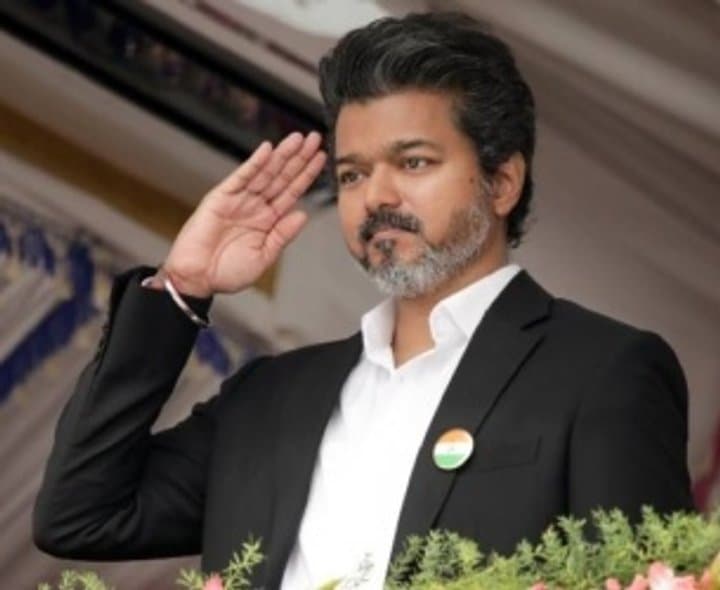 సీఎంగా 100 రోజుల పాలన పూర్తి చేసుకున్న విజయ్‌