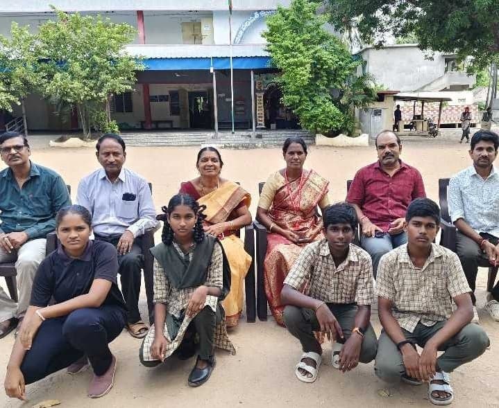 రెడ్‌క్రాస్ శిబిరానికి గూడూరు విద్యార్థుల ఎంపిక - Udayam
