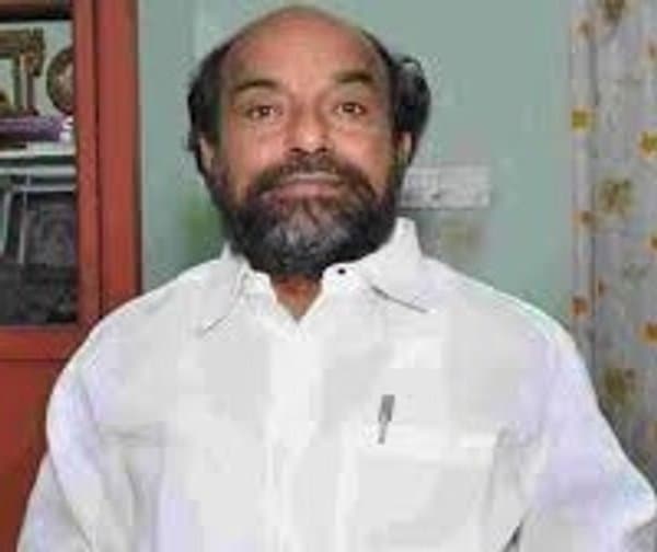 పేదలకు ఇళ్ల పట్టాలివ్వాలి - Udayam Digital