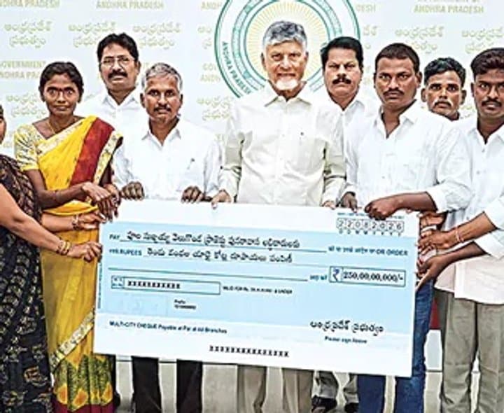 ఆగస్టు 31న వెలిగొండకు నీళ్లు