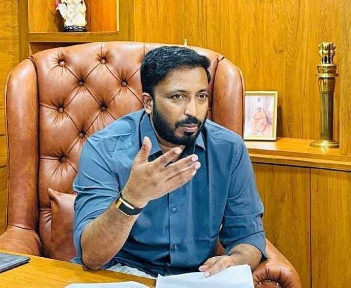 కాకినాడ GGHలో అధునాతన క్యాన్సర్ కేంద్రం