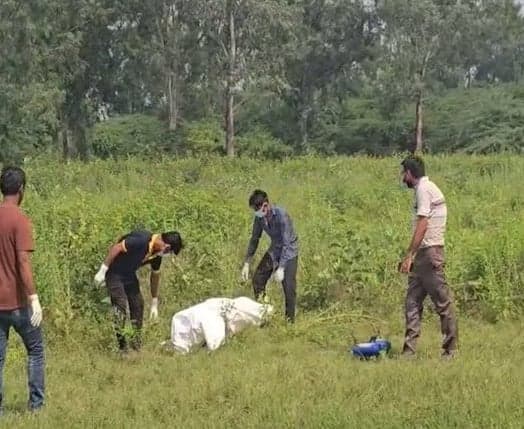 కదులుతున్న టెంపోలో 17 ఏళ్ల బాలికపై గ్యాంగ్ రేప్