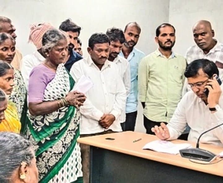 స్వశక్తి సంఘాల రుణాల్లో భారీ అక్రమాలు