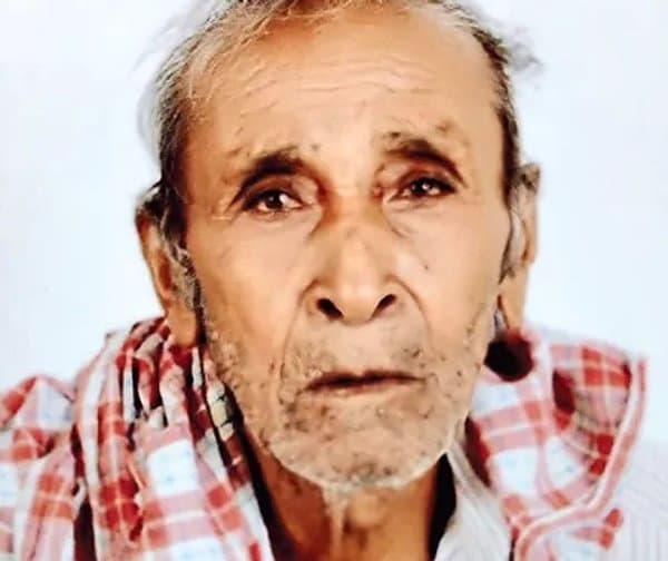 మద్యం కోసం వృద్ధుడి ఘోర హత్య