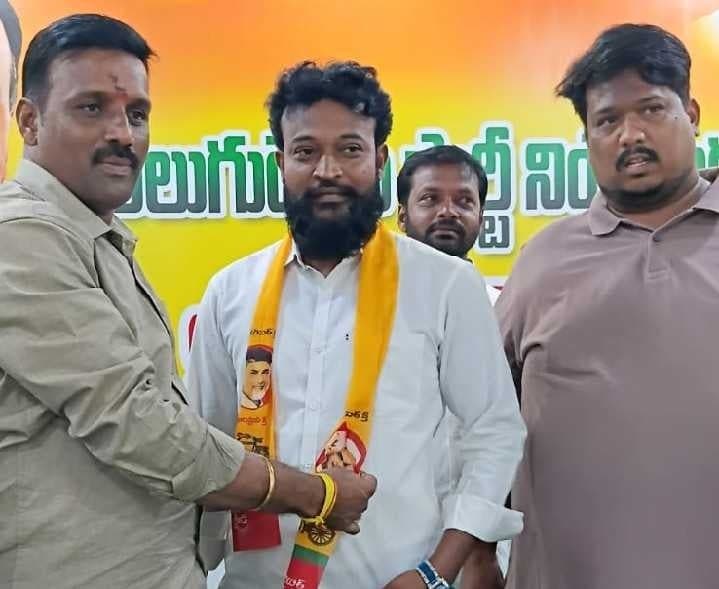 పుంగనూరులో టీడీపీలో వైసీపీ నేత చేరిక - Udayam