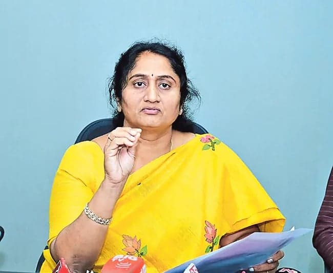 బీసీల ఎదుగుదలపై కక్షే - Udayam