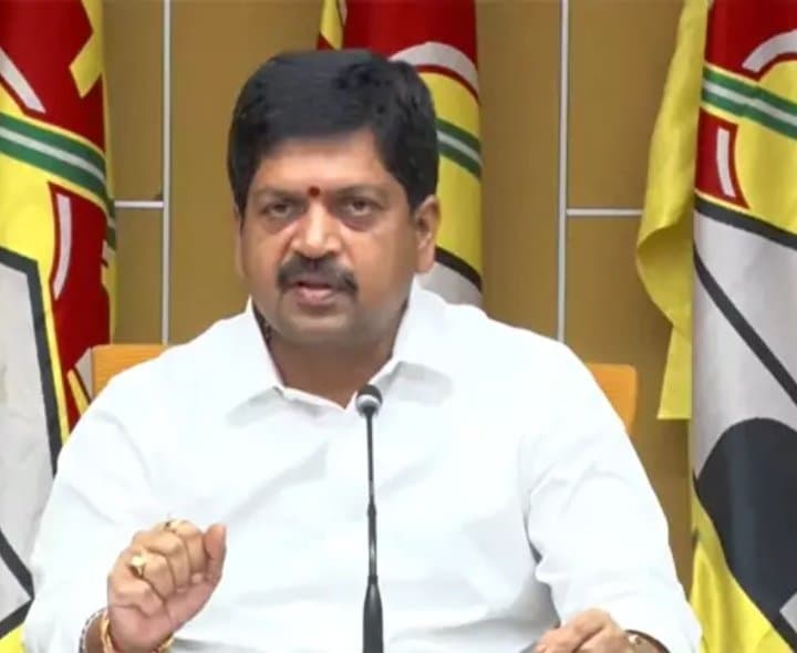 జగన్‌ సభకు రారు: కొల్లు రవీంద్ర