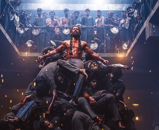 ‘ది ప్యారడైజ్’లో దుస్తులు లేకుండా నాని?