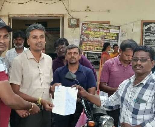 దివ్యాంగులకు ఇళ్ల స్థలాలు మంజూరు చేయాలి - Udayam