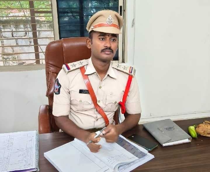 యువతి అదృశ్యంపై కేసు నమోదు - Udayam