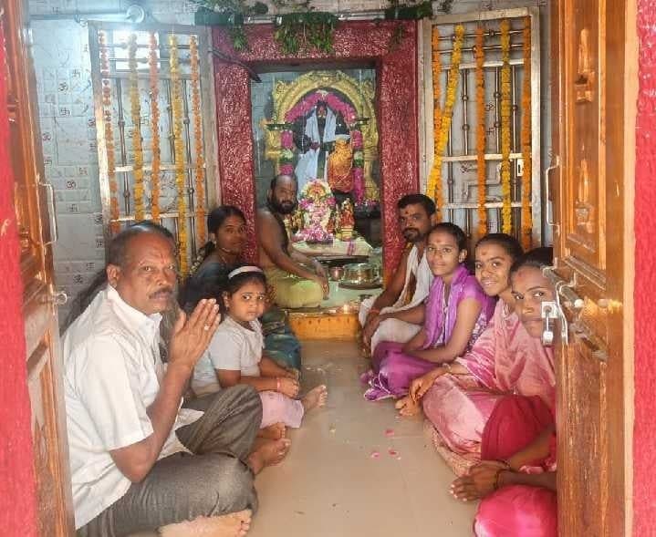కొందుర్గు ఆలయంలో పౌర్ణమి ప్రత్యేక పూజలు - Udayam