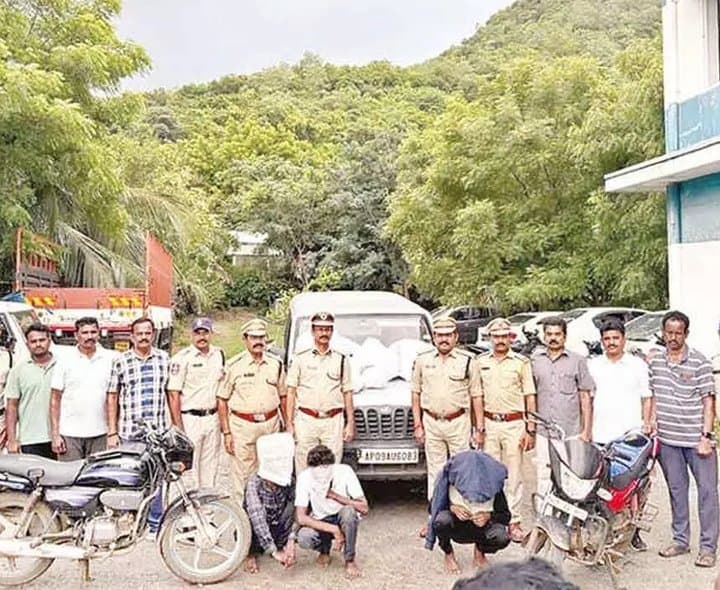భద్రాద్రి కొత్తగూడెం జిల్లాలో 40 కేజీల గంజాయి స్వాధీనం