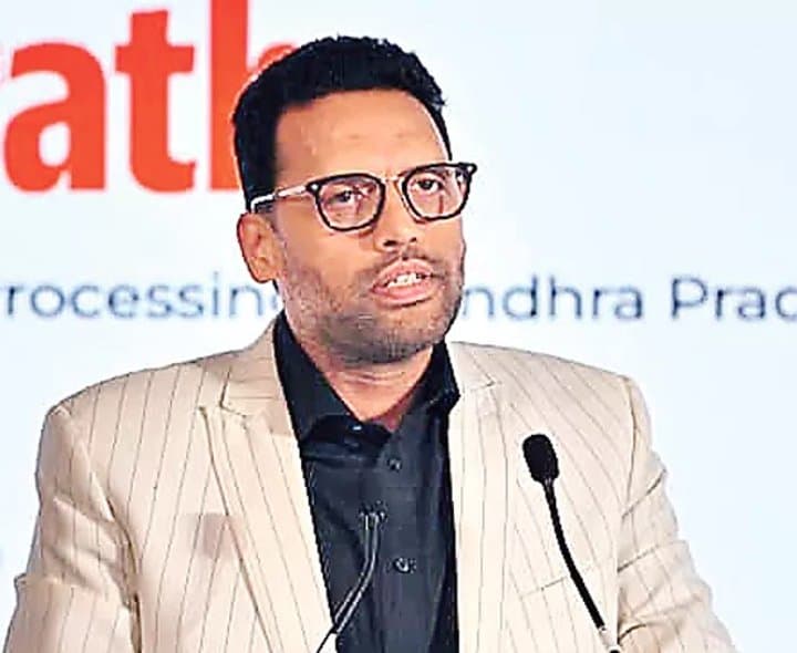 ఏపీలో పెట్టుబడులకు వేగంగా అనుమతులు - Udayam