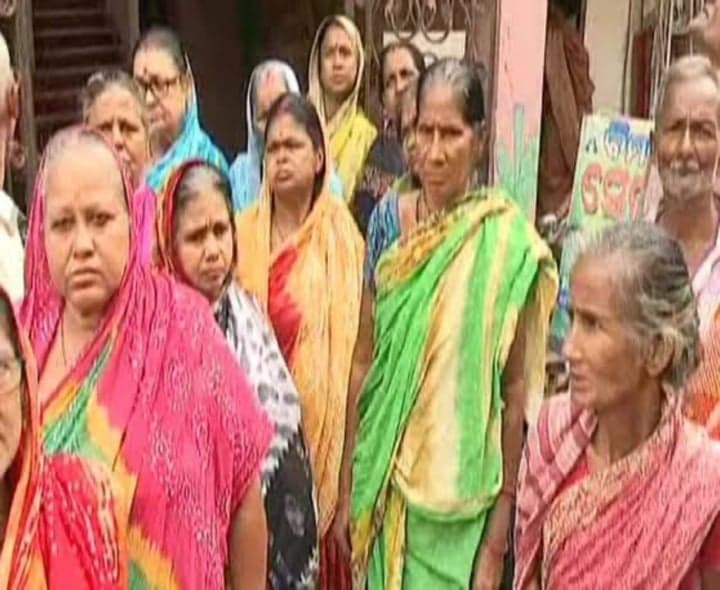 దసరాకైనా కొత్త పింఛన్లు వచ్చేనా? - Udayam