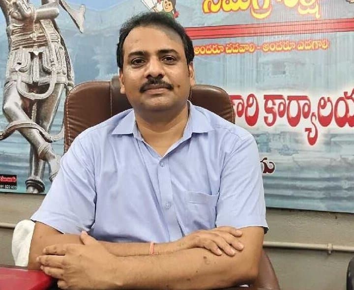 ఉత్తమ ఉపాధ్యాయ అవార్డుకు దరఖాస్తుల ఆహ్వానం