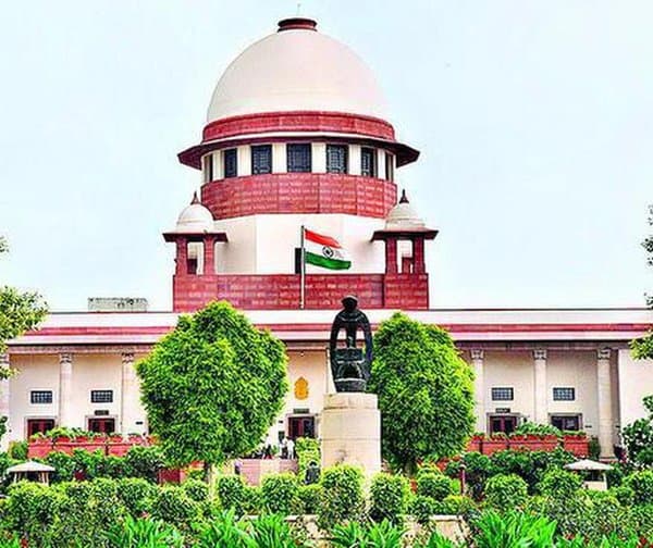 ప్రైవేట్ మెడికల్ ఫీజులపై సుప్రీం సంచలన తీర్పు - Udayam Digital