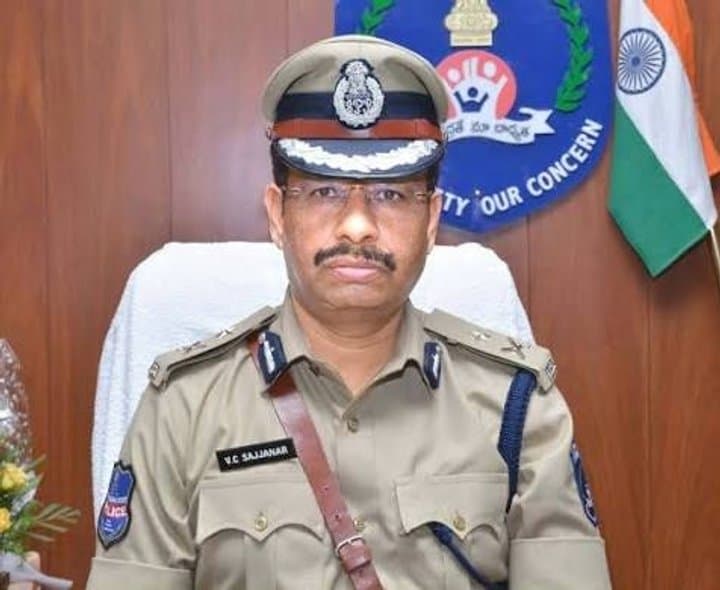భారీ వర్షాలపై హైదరాబాద్ ప్రజలకు సీపీ సజ్జనార్ హెచ్చరిక