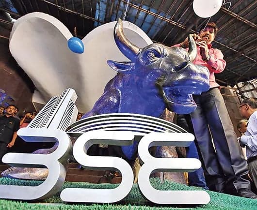 స్టాక్‌ మార్కెట్‌ వరుసగా రెండో రోజూ లాభాలు 