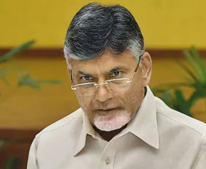ఆస్తి బదిలీపై కొత్త ఫీజు భారం - Udayam