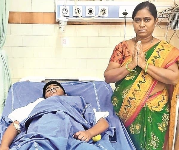 కదలని కొడుకు.. తల్లి వేదన
