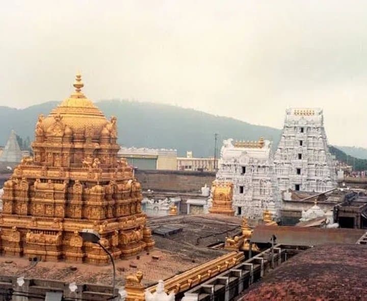 శ్రీవారి సర్వదర్శనానికి 18 గంటల నిరీక్షణ