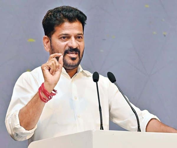 తెలంగాణ రాజకీయాల్లో రేవంత్ సంచలనం