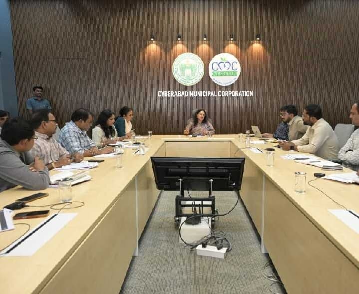 మహిళా సంక్షేమం, ఉపాధికి ప్రాధాన్యం: కమిషనర్ - Udayam