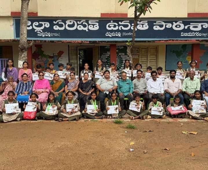 చిత్రలేఖన పోటీల్లో మెట్టపల్లి విద్యార్థుల ప్రతిభ - Udayam