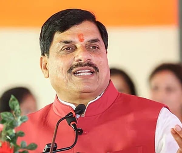 మధ్యప్రదేశ్‌లో భూకుంభకోణం ఆరోపణలు - Udayam Digital