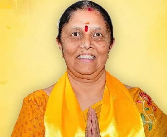 చైర్‌పర్సన్ అభ్యర్థిపై వైఎస్సార్‌సీపీ ఆరోపణలు