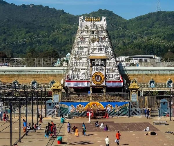 తిరుపతిలో దర్శన టోకెన్లు రద్దు