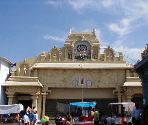  అపరిశుభ్రతతో భక్తుల ఆందోళన