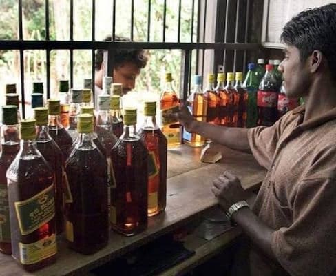 ఏపీలో మద్యం దుకాణాలకు సెప్టెంబర్ 30న లాటరీ