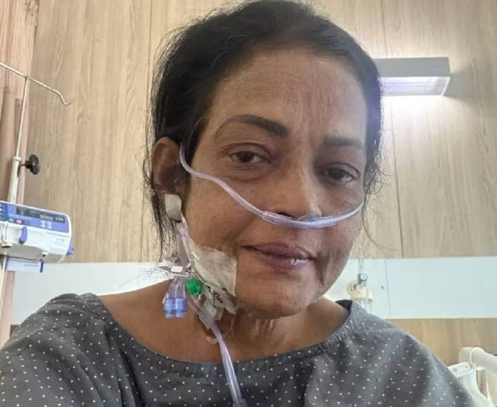 సెలైన్‌తో ఆస్పత్రిలో శ్రీహరి భార్య