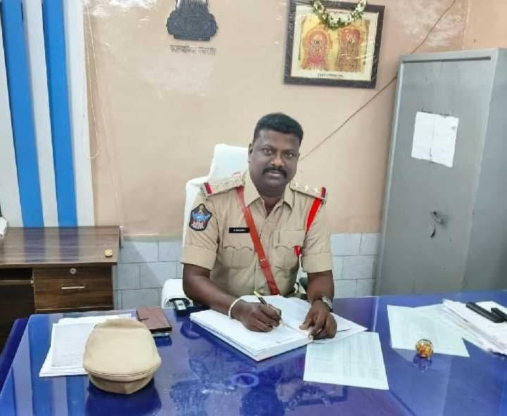 మైదుకూరు అర్బన్ CIగా హాజీవలి బాధ్యతల స్వీకరణ - Udayam