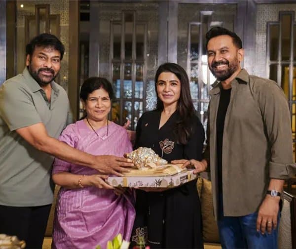 మెగాస్టార్ సర్‌ప్రైజ్ వెనుక మర్మమేంటి?