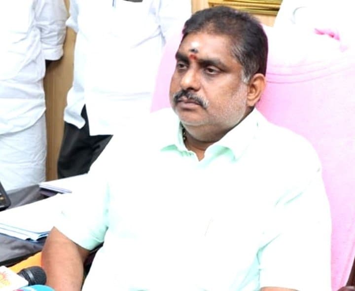 ప్రతి అంశానికీ రాజీనామా అంటే కుదరదు