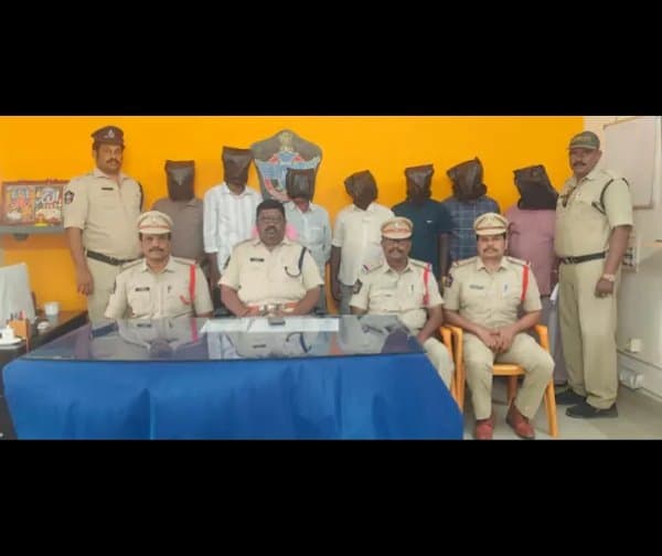 హత్య కేసులో ఏడుగురు నిందితుల అరెస్ట్